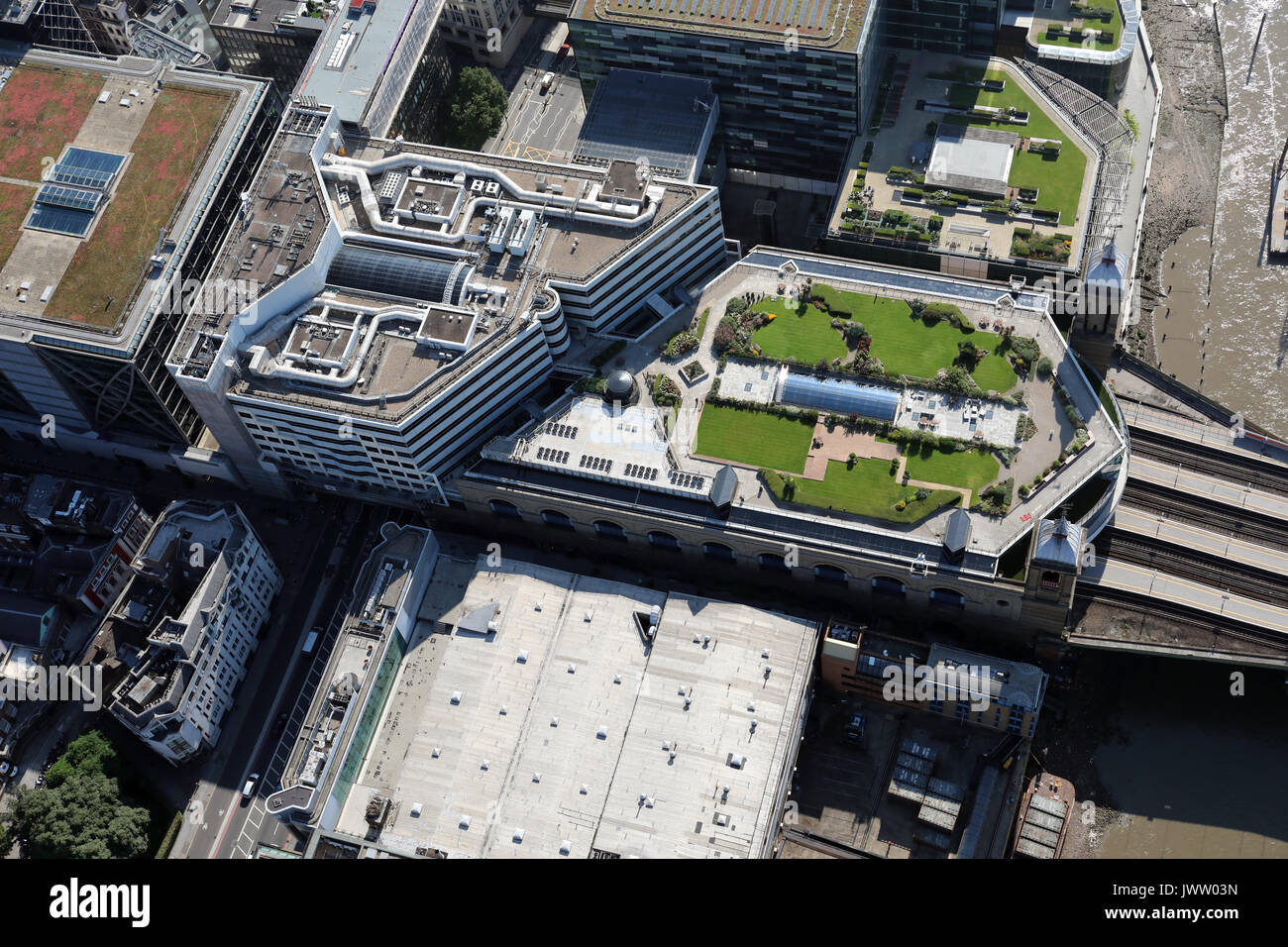 Vista aérea del banquero Pub cerca de Cannon Street Station, Londres Foto de stock