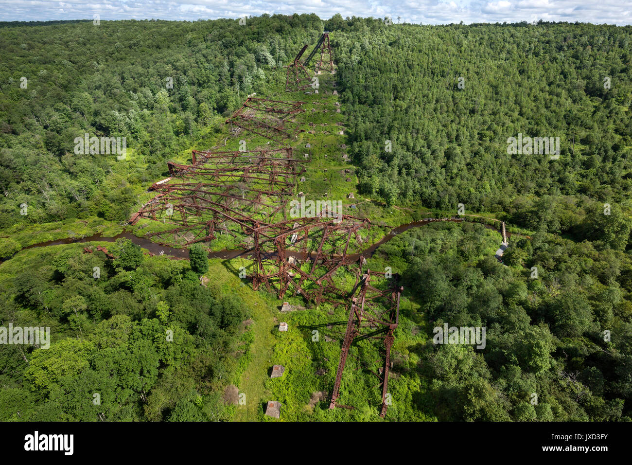 KINZUA COLAPSADO VIADUCTO RUINAS KINZUA BRIDGE STATE PARK MOUNT JEWETT MCKEAN COUNTY Pennsylvania, EE.UU. Foto de stock