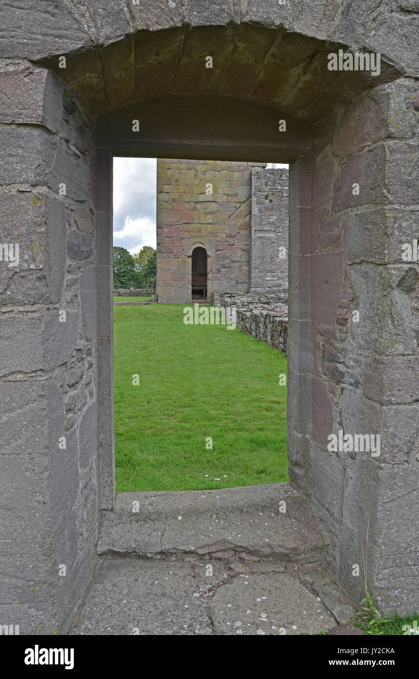 Priorato Restenneth Ruinas, por Forfar, Angus, Escocia Foto de stock