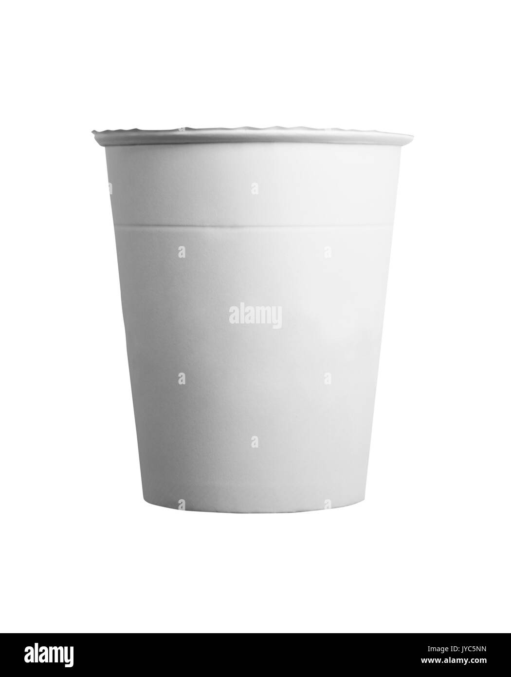 Diseño de envases taza blanca sobre un fondo blanco. Foto de stock