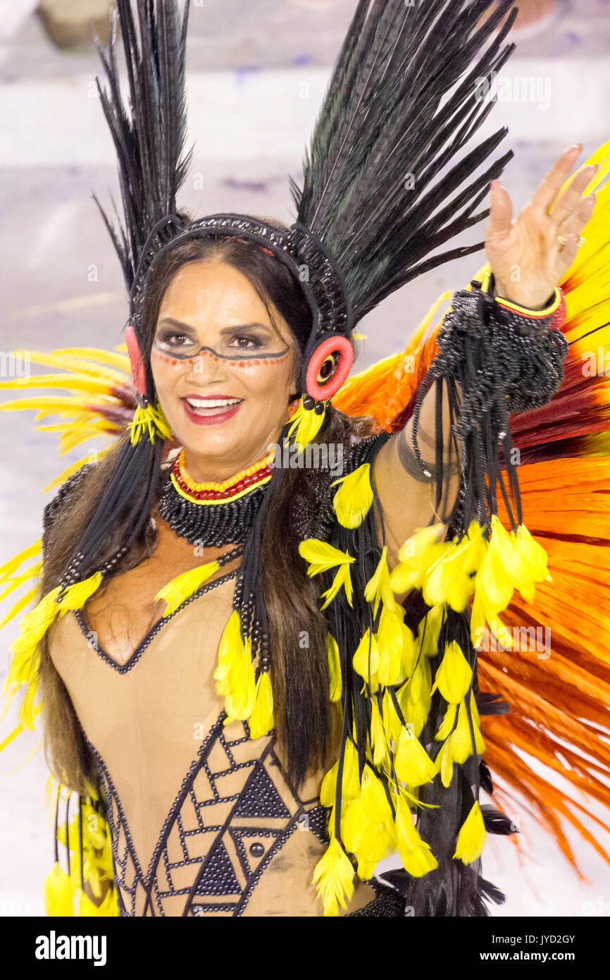 El Carnaval, en ,Rio de Janeiro, Carnaval, es un festival en Brasil, Sudamérica, desfile, samba, escuelas, flotación, el Sambódromo, el sambodromo Foto de stock