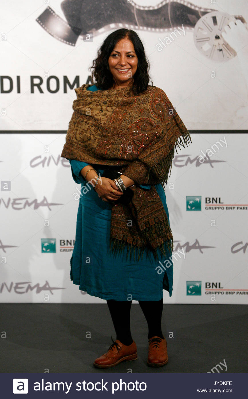Ayse Romey pics pictures Ayse Romey