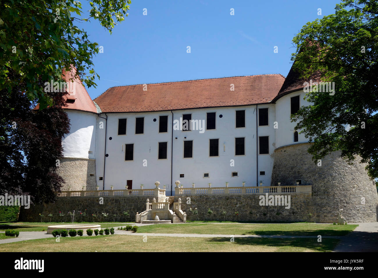 Sevnica castillo medieval, Eslovenia Foto de stock