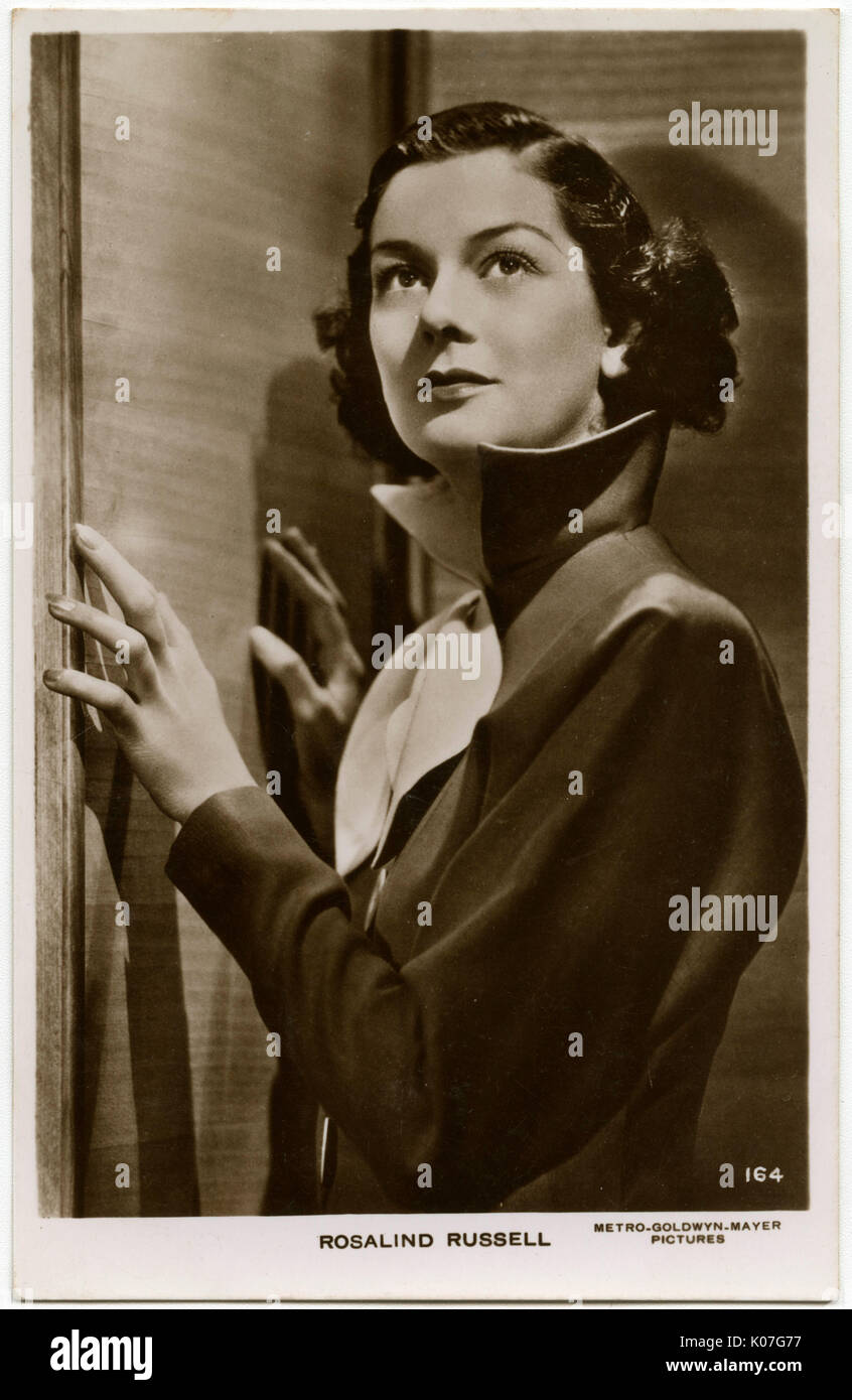 Rosalind Russell (1907 - 1976), actriz de cine americano Fecha: Foto de stock