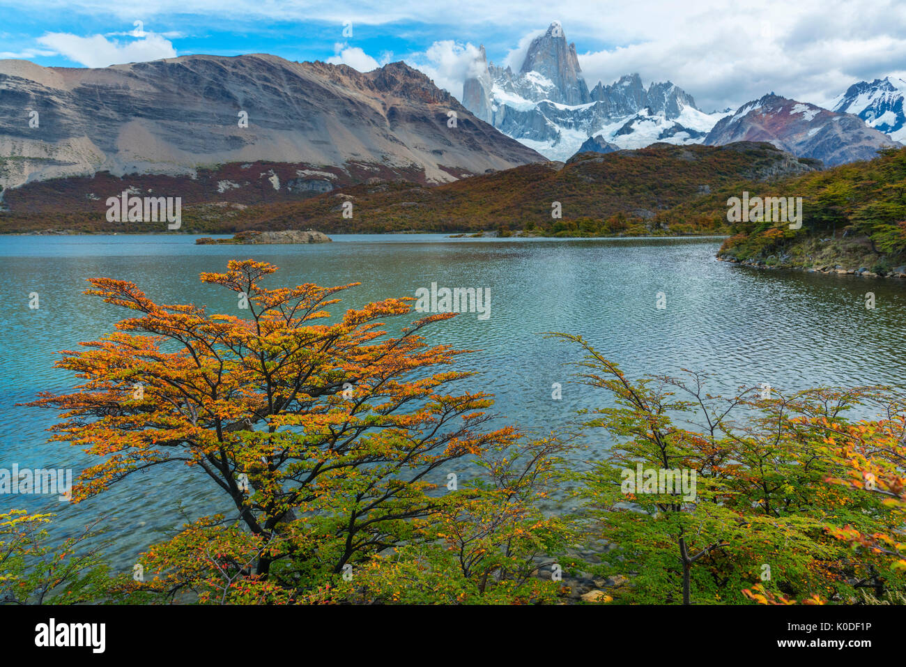 América del Sur, Argentina, Patagonia, los Andes, el Parque Nacional Los Glaciares, el Monte Fitz Roy Foto de stock