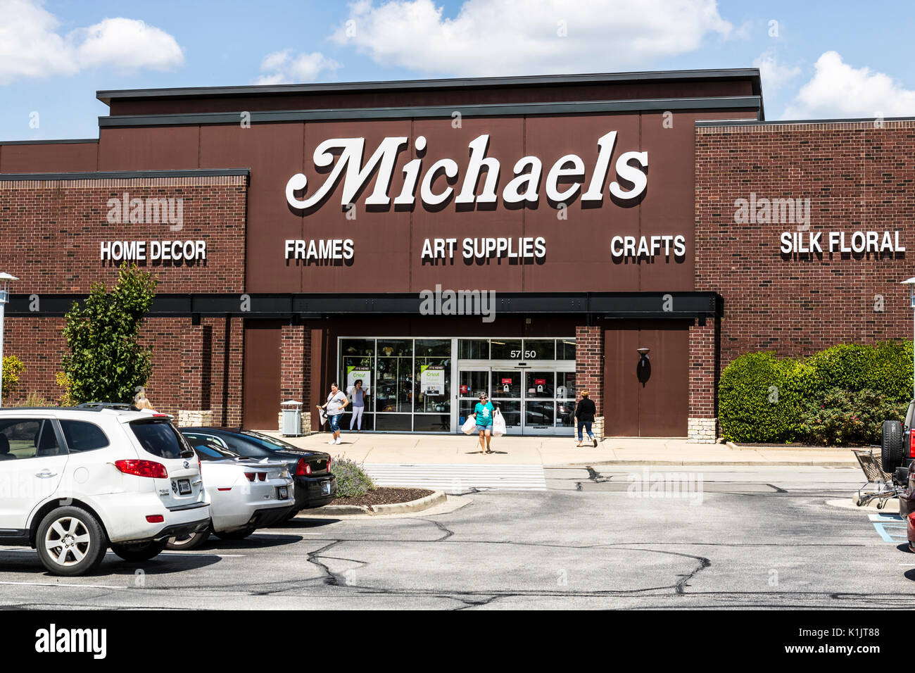 Michaels craft store fotografías e imágenes de alta resolución - Alamy