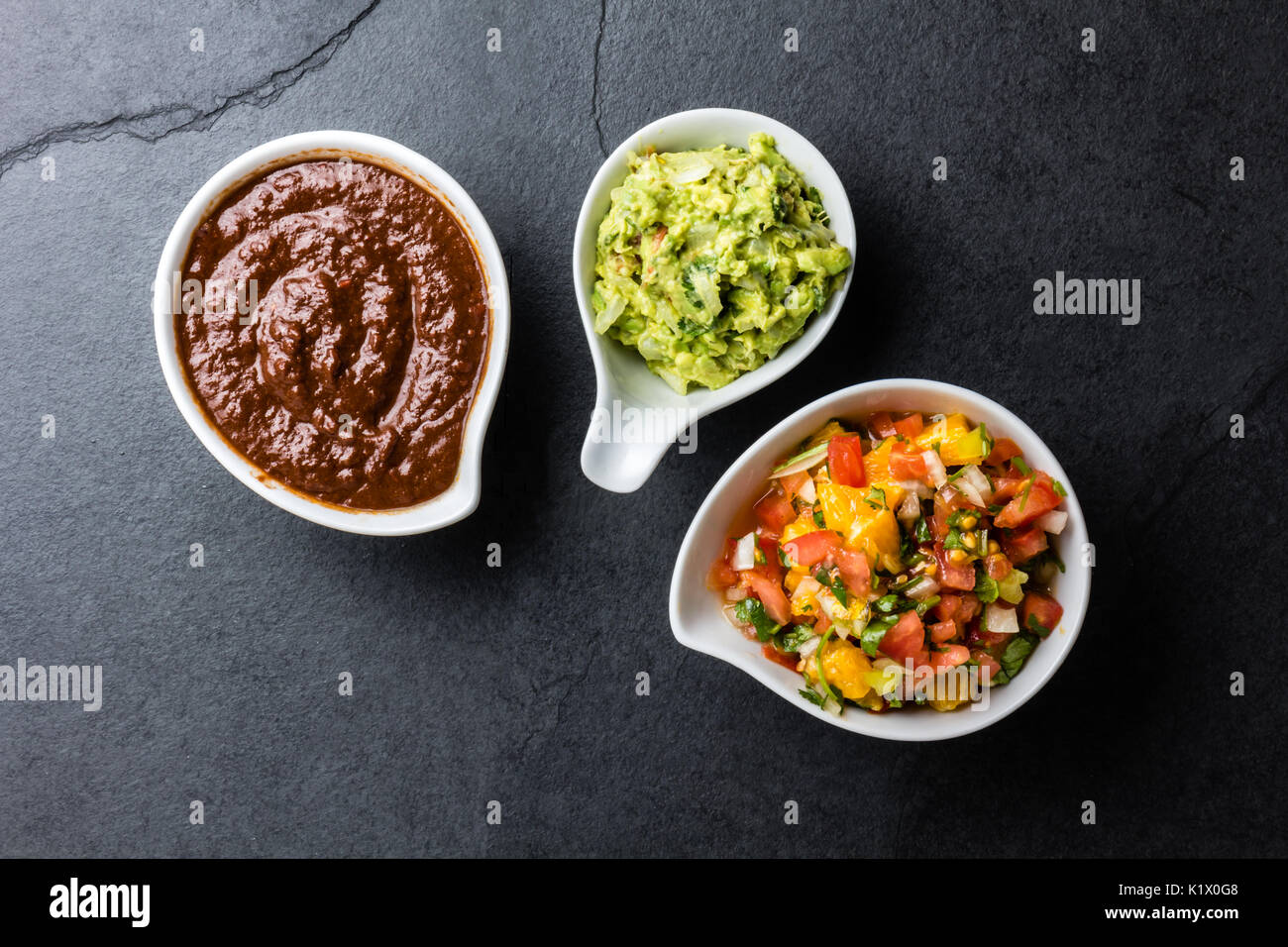 Famosos tradicionales salsas mexicanas chili chocolate mole poblano