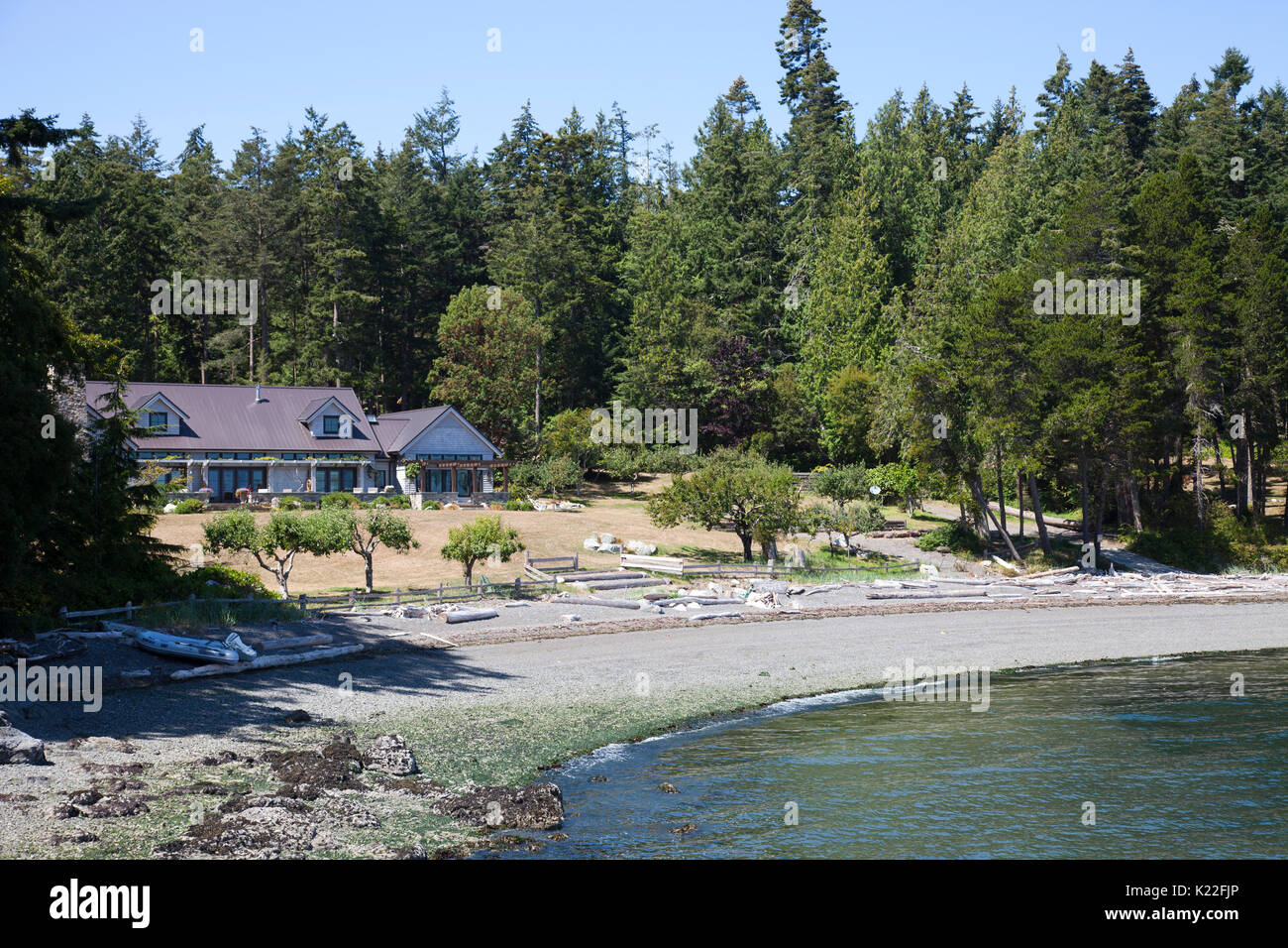 Bahia rocosa, la Isla San Juan, el archipiélago de las Islas San Juan, en el estado de Washington, EE.UU., América Foto de stock