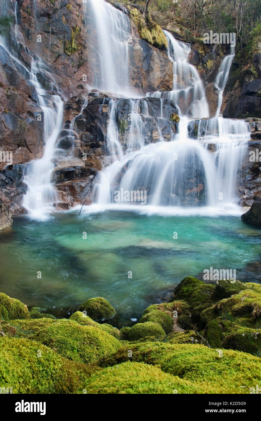 Fafiao cascadas, Parque Nacional Peneda Geres, Portugal, en febrero de 2009  Fotografía de stock - Alamy