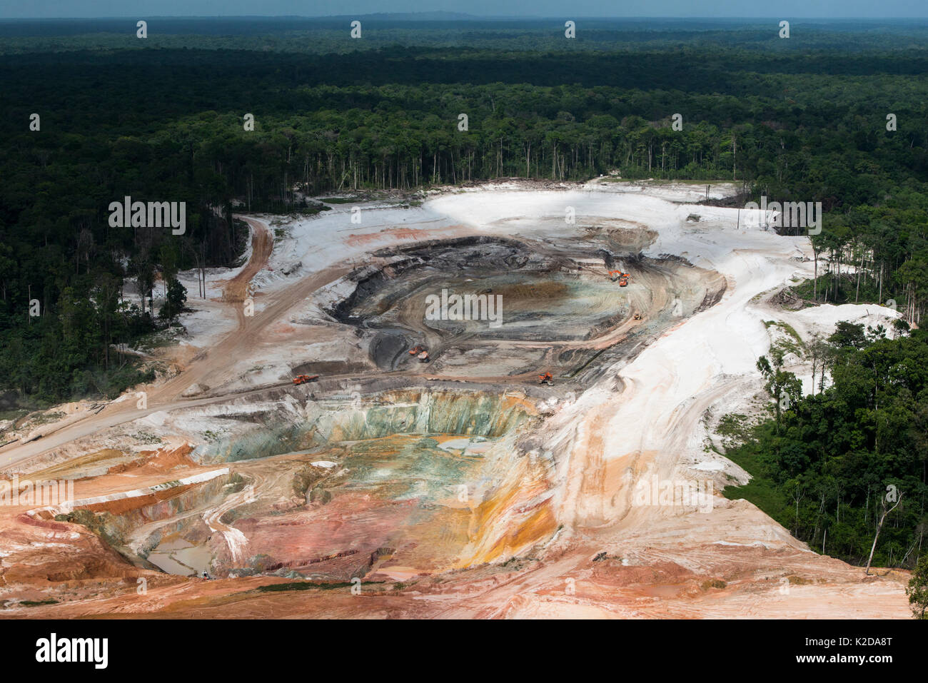 Vista aérea de la minería del oro, Troy Resources, Guyana, Sudamérica Foto de stock