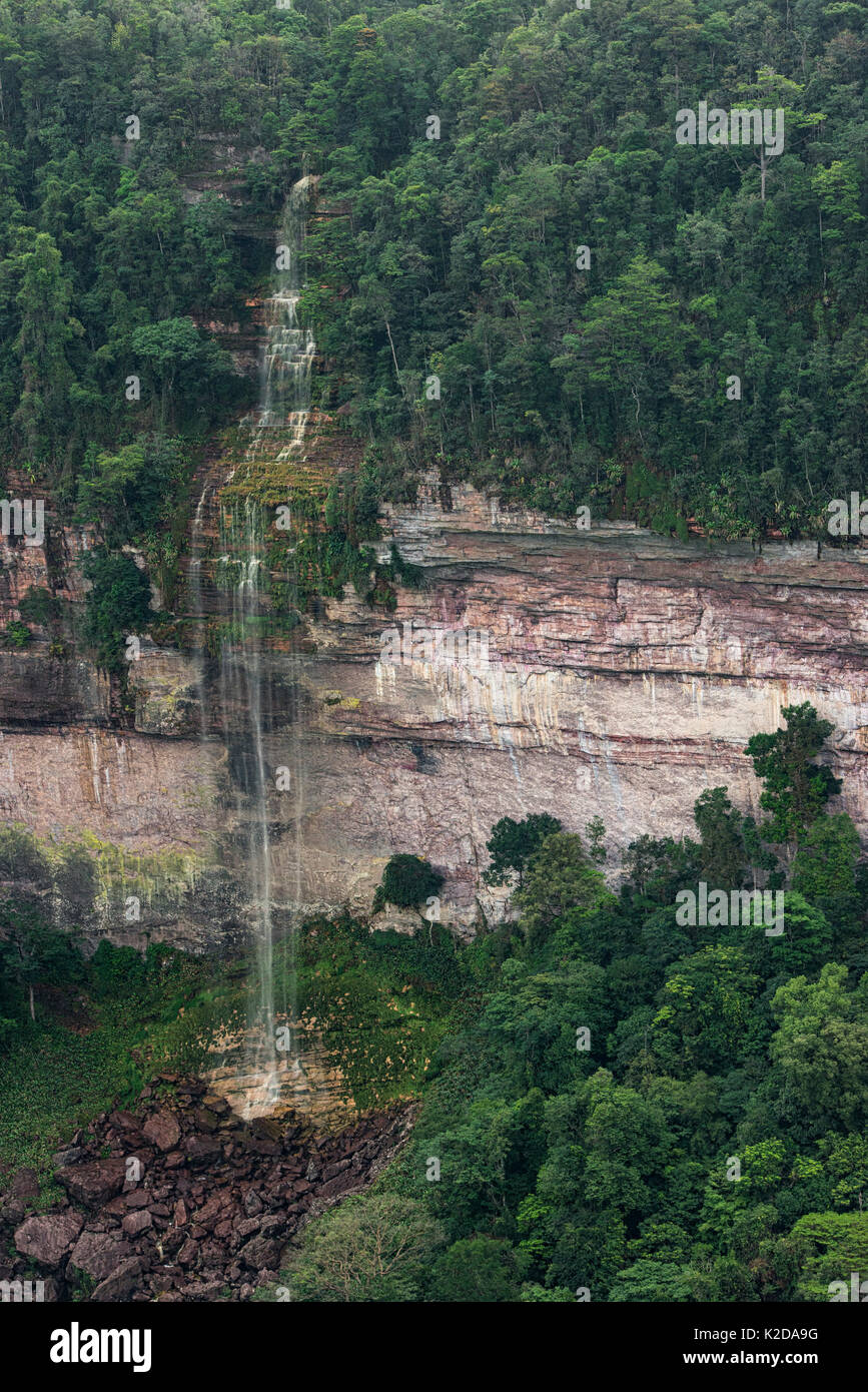 Kaieteur Gorge, las cataratas de Kaieteur es el más amplio del mundo única caída de cascada, ubicado sobre el río Potaro en el Parque Nacional de Kaieteur, en Essequibo, Guyana Foto de stock