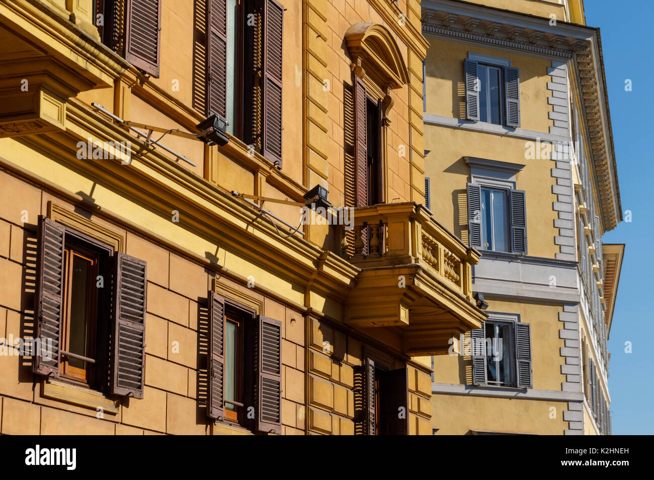 Edificios residenciales en Roma, Italia Foto de stock