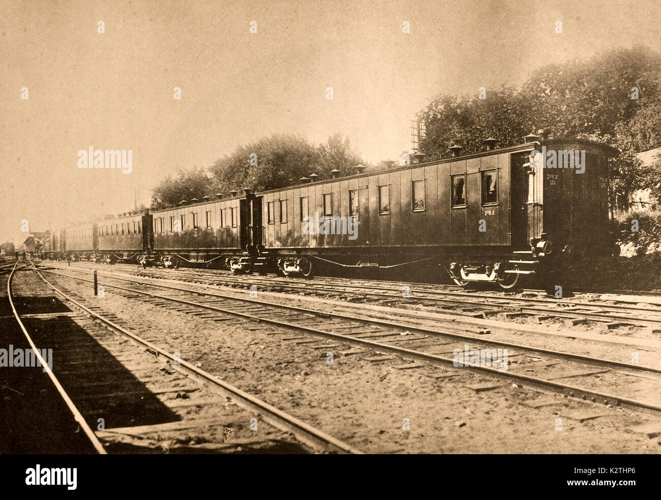 Rusia 1900 visto general del tren siberiano habiendo vagons estancia Foto de stock