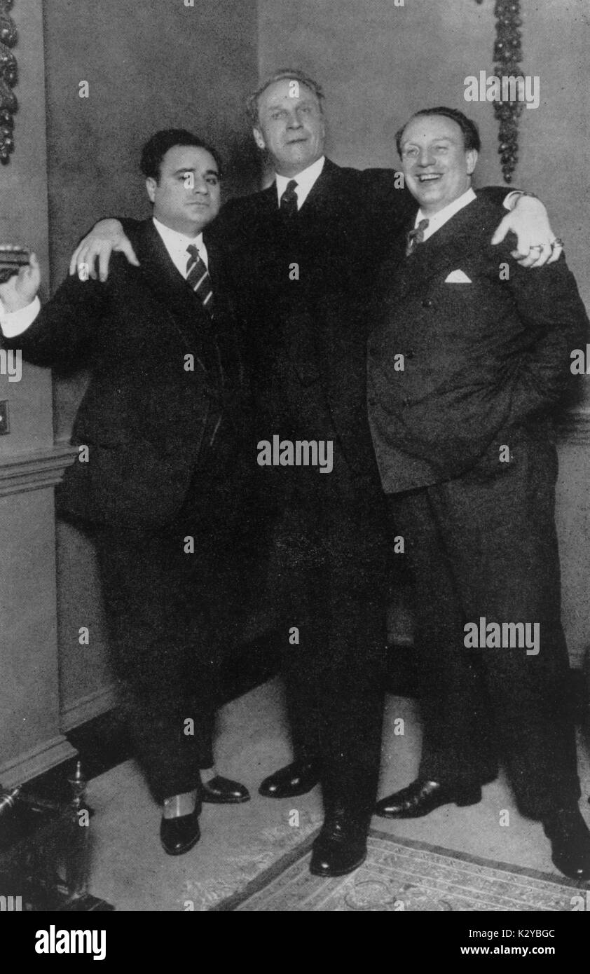 CHALIAPIN (Federación de Bass, 1873-1938) con GIGLI (tenor italiano, 1890-1957) y TAUBER (tenor austriaco, 1892-1948) Foto de stock