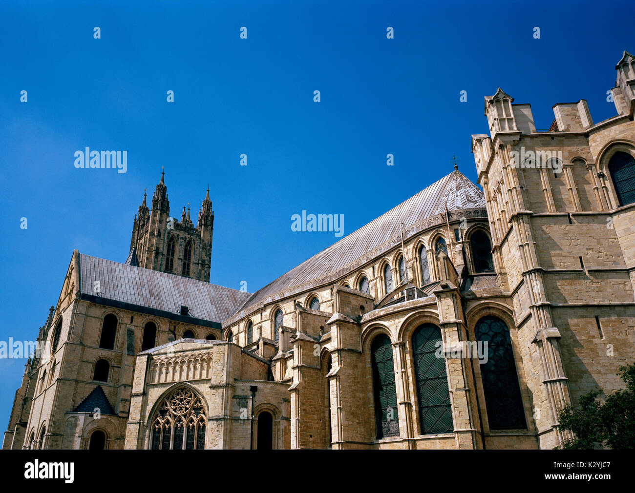 La catedral de Canterbury en Canterbury en Kent en Inglaterra en Gran Bretaña en el Reino Unido Europa. historia de la arquitectura cristiana religión travel Foto de stock