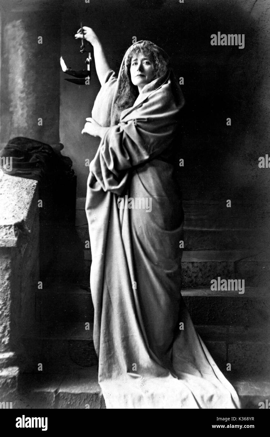 ELLEN TERRY como Lady Macbeth Foto de stock