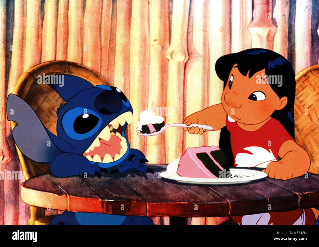 LILO & STITCH COPYRIGHT WALT DISNEY CORP Fecha 2002 Fotografía de