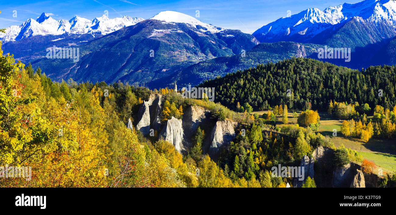 Impresionante paisaje de montaña, en el norte de Italia,vistas panorámicas. Foto de stock