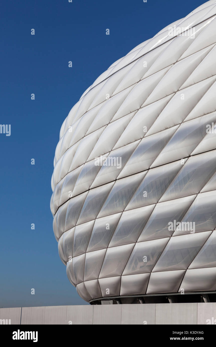 Estadio de futbol allianz arena fotografías e imágenes de alta