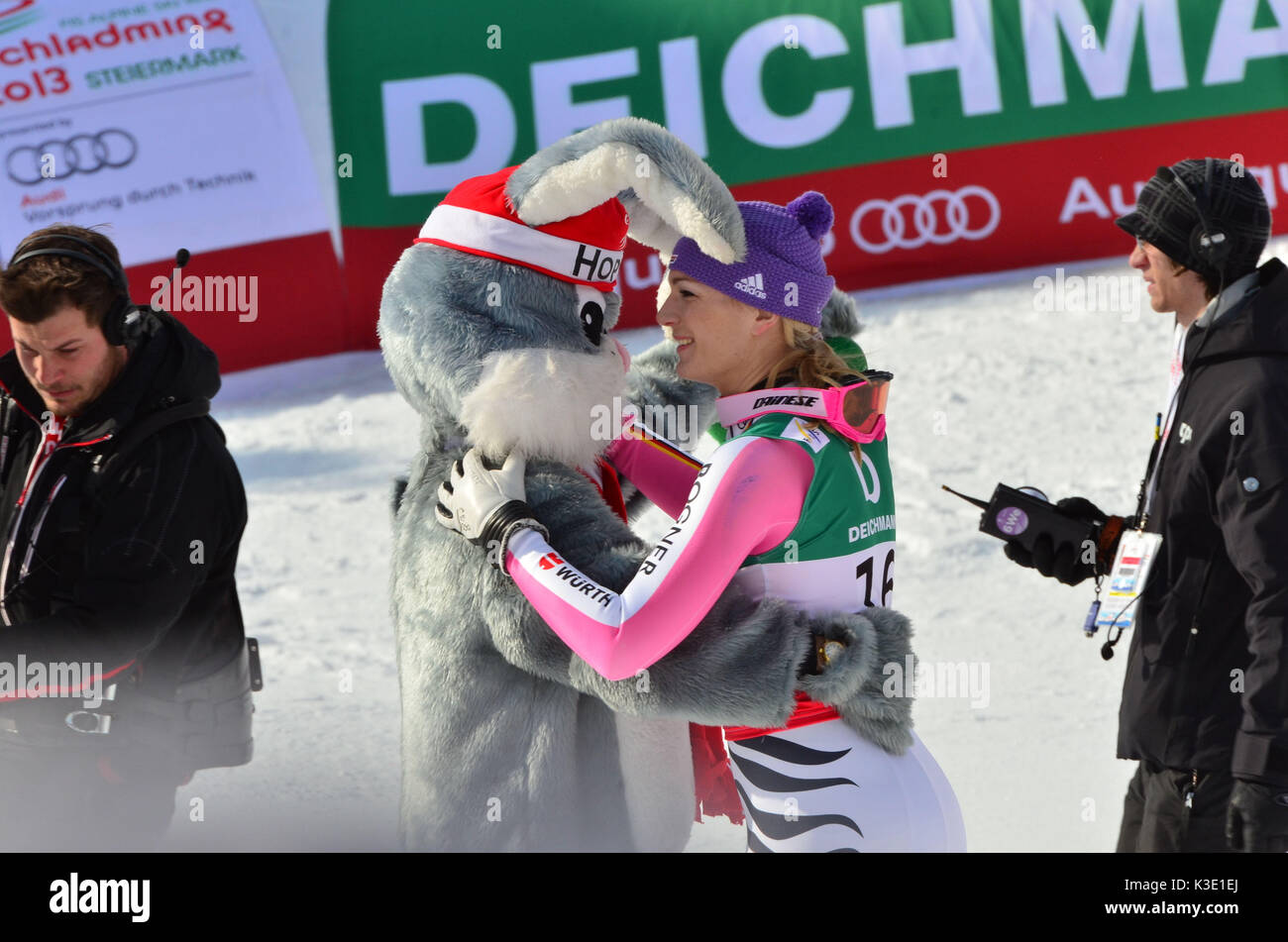 Austria, Estiria Schladming, el campeonato mundial de esquí, ski racer, Maria Höfl-Riesch, Mascot, Foto de stock