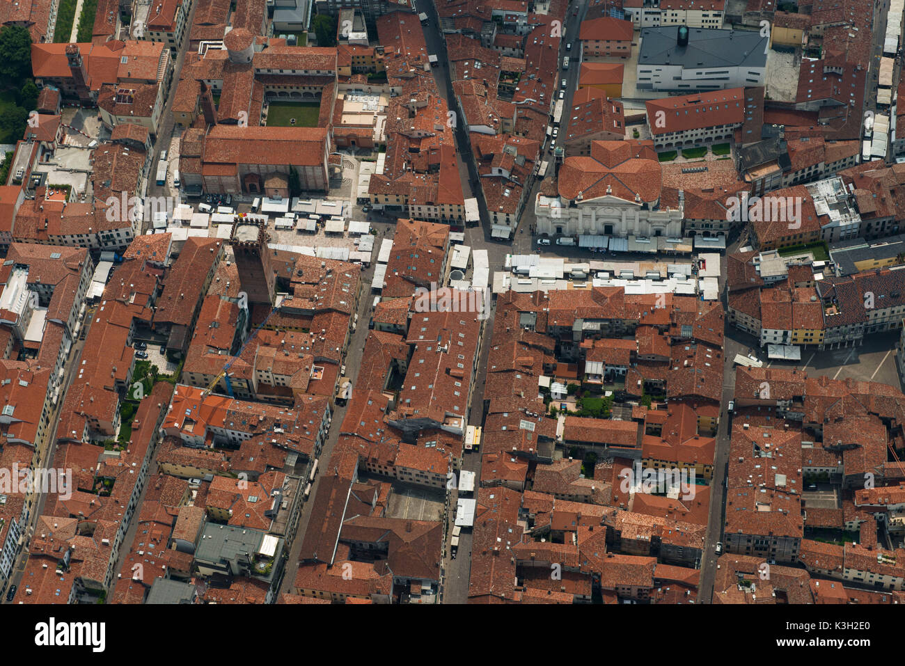 Bassano del Grappa, centro, fotografía aérea, provincia de Vicenza, Brentatal, región de Véneto, Italia Foto de stock