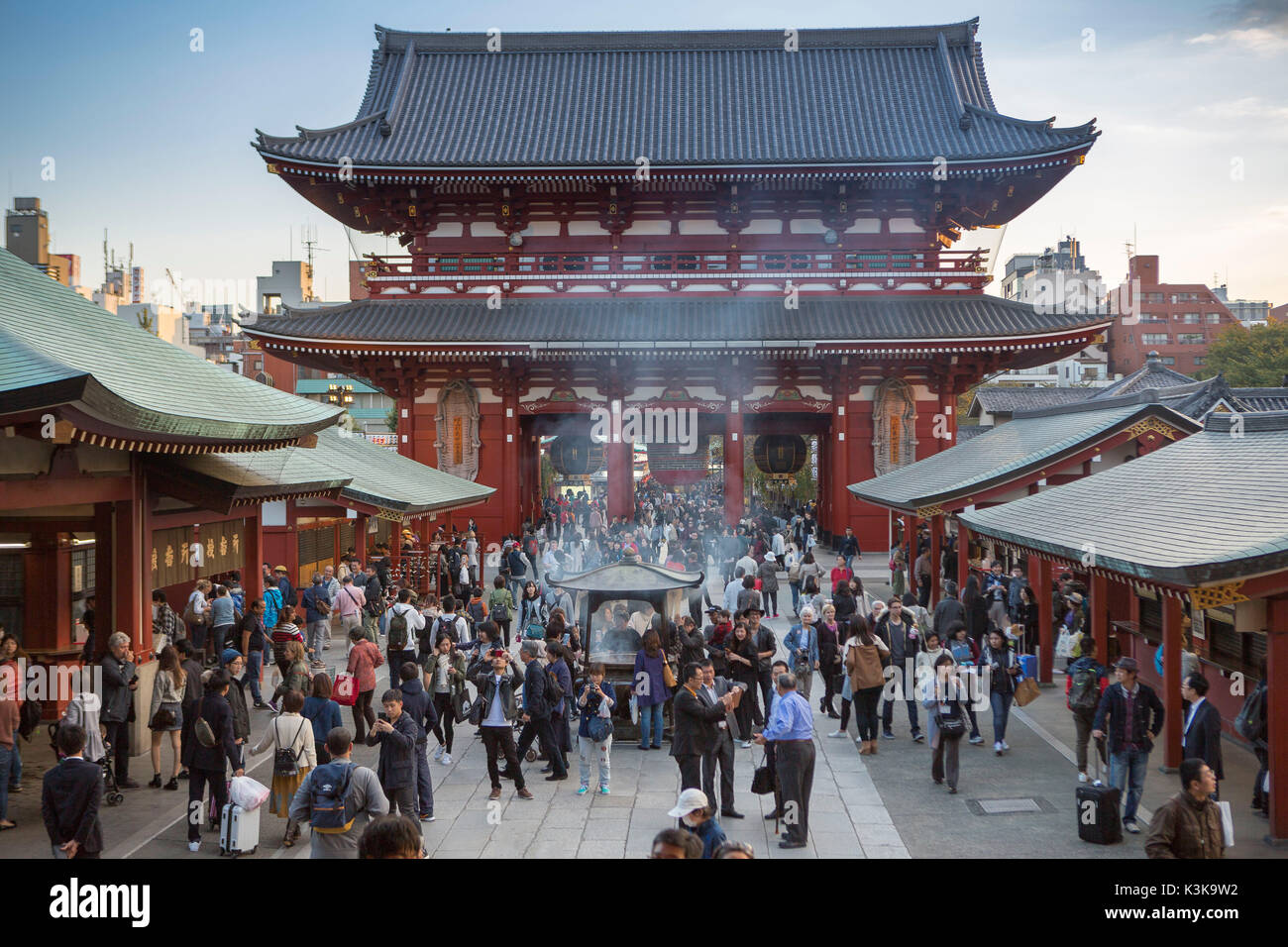 Japón, Tokio, ciudad, distrito de Asakusa Sensoji Temple Foto de stock