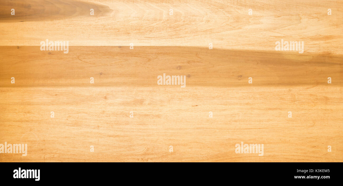 Mesa de madera en madera de luz Foto de stock