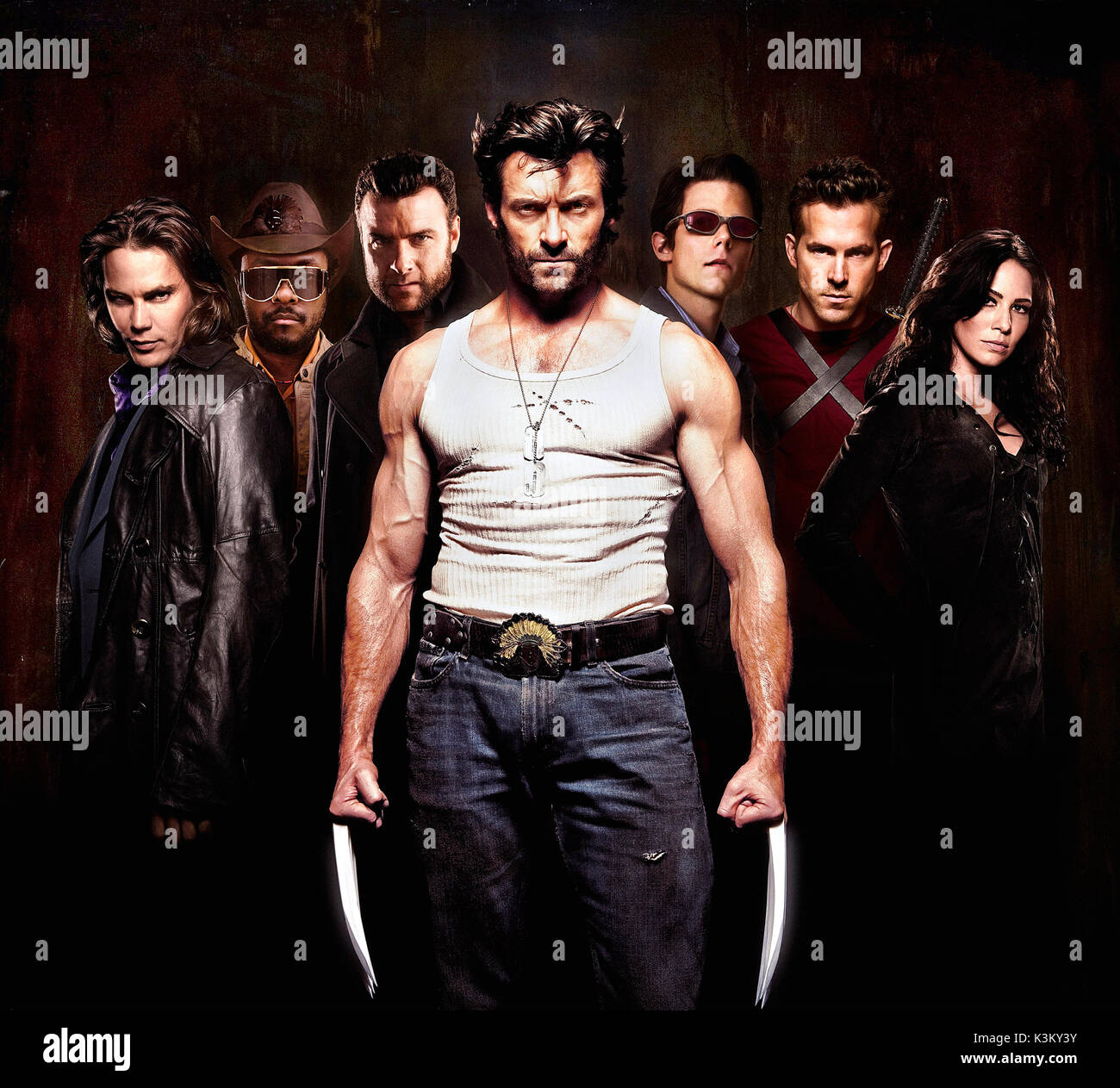 X-Men Origins: Wolverine Taylor Kitsch (Gambito), Will.i.am (John Wraith),  Liev Schreiber (Sabretooth), Hugh Jackman (Wolverine), Tim Pocock  (Cyclops), Ryan Reynolds (Wade Wilson), Lynn Collins (Silverfox) Fecha:  2009 Fotografía de stock - Alamy