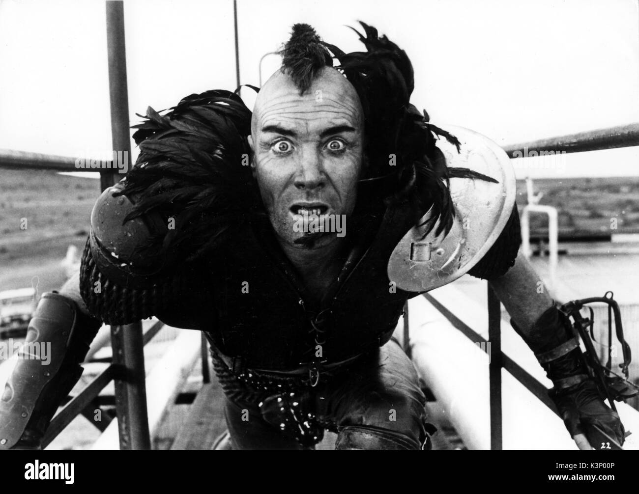 MAD MAX 2 [AUS 1981] aka MAD MAX el guerrero de la carretera Vernon