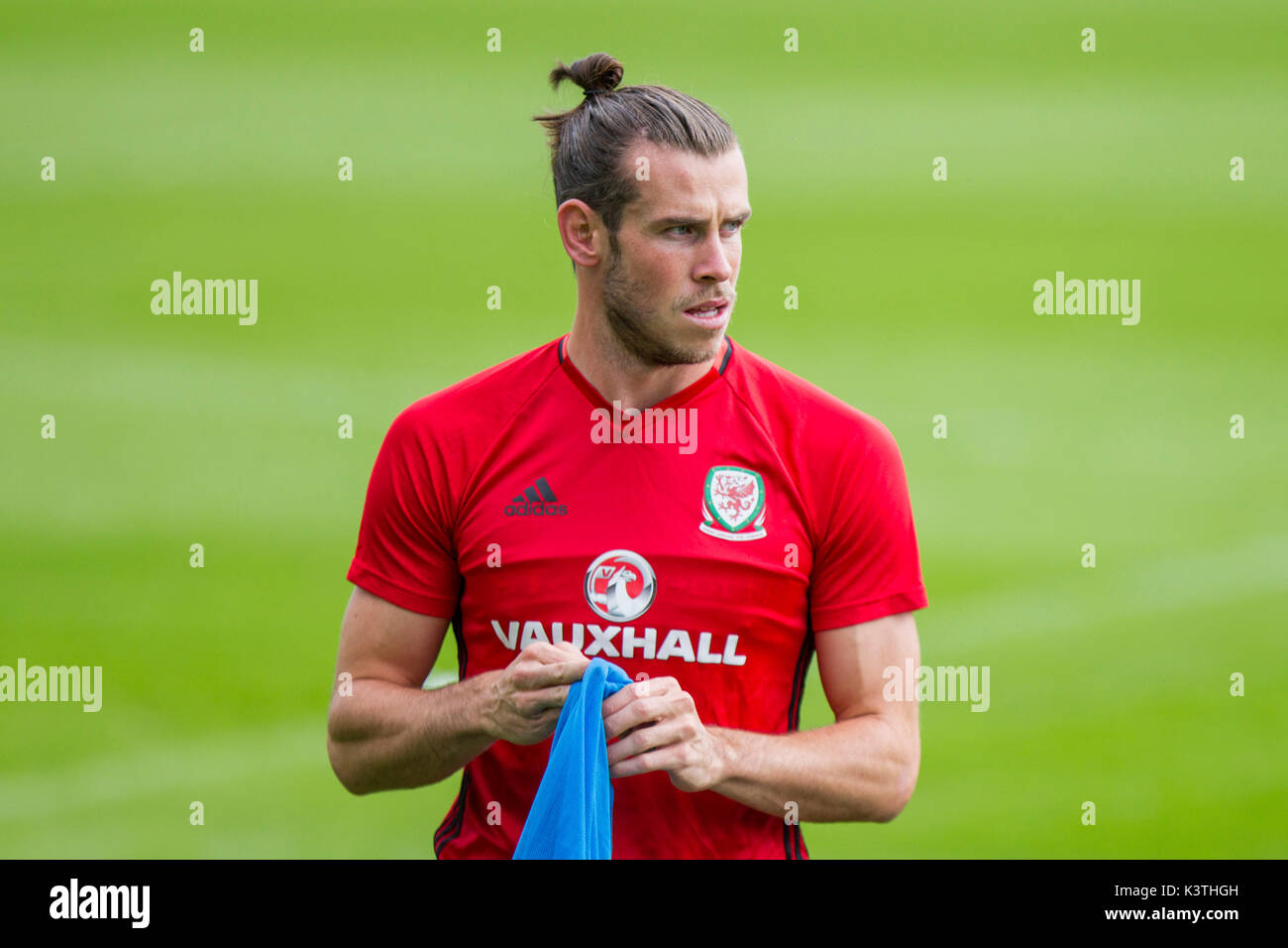 Hensol, Gales, Reino Unido. 04 Sep, 2017. Gareth Bale durante el  entrenamiento del equipo nacional de Gales por delante de la cara de la  Copa Mundial de la FIFA 2018 calificación partido