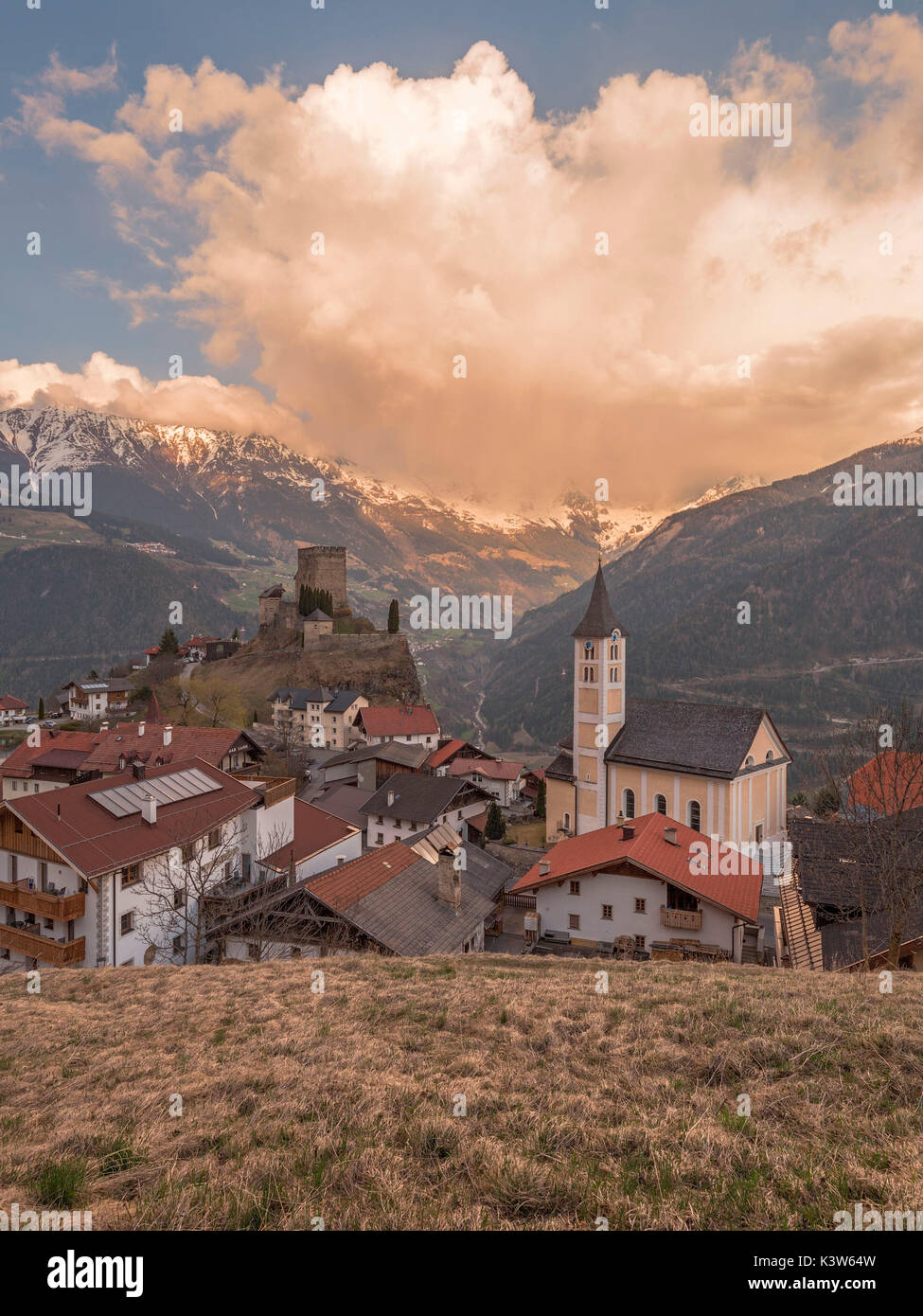 Wasserwanderweg, Ladis, Landeck Bezirk, Tiroler Oberland, Tirol - Tirol, Austria, Europa Foto de stock