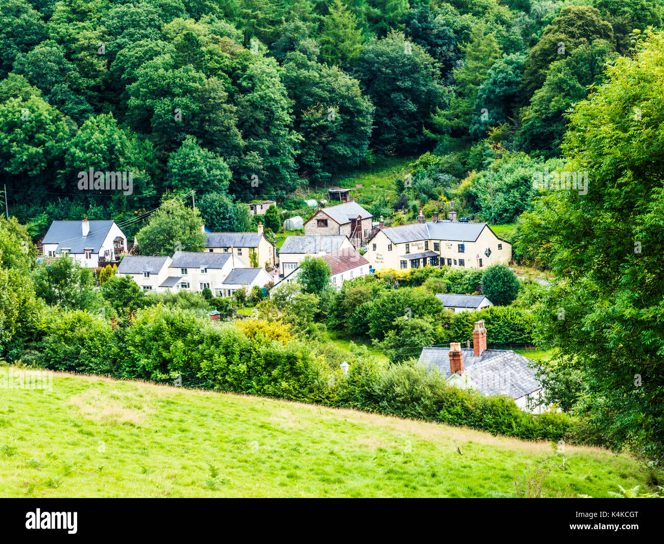Vista de Bridgetown, una pequeña aldea en la Exmoor National Park, Somerset. Foto de stock