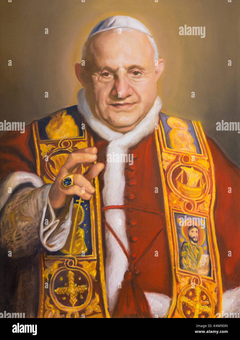 Viena, Austria - Julio 30, 2014: el retrato de san Juan XXIII Karlskirche (iglesia de san Carlos Borromeo) por Clemens Fuchs (2014). Foto de stock