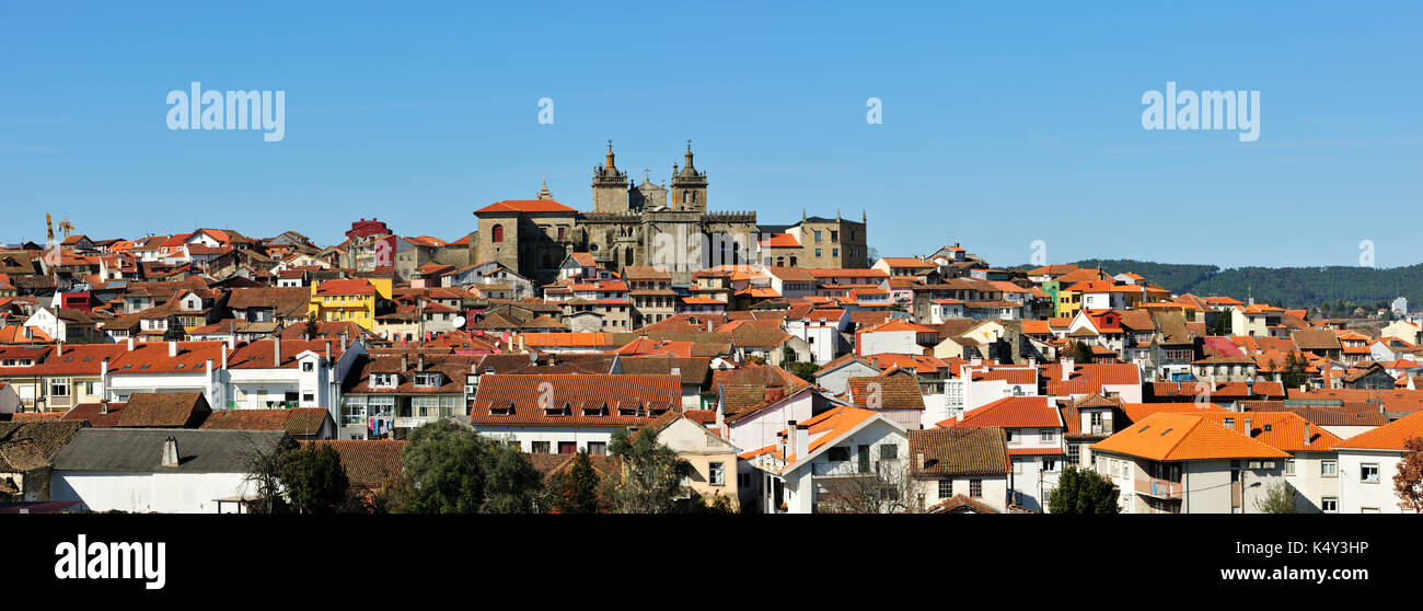 Viseu y la catedral. Beira Alta, Portugal Foto de stock