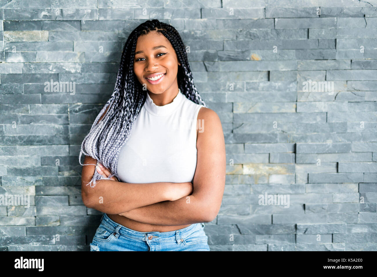 Modelo De Adolescente Afroamericana Fotografías E Imágenes De Alta