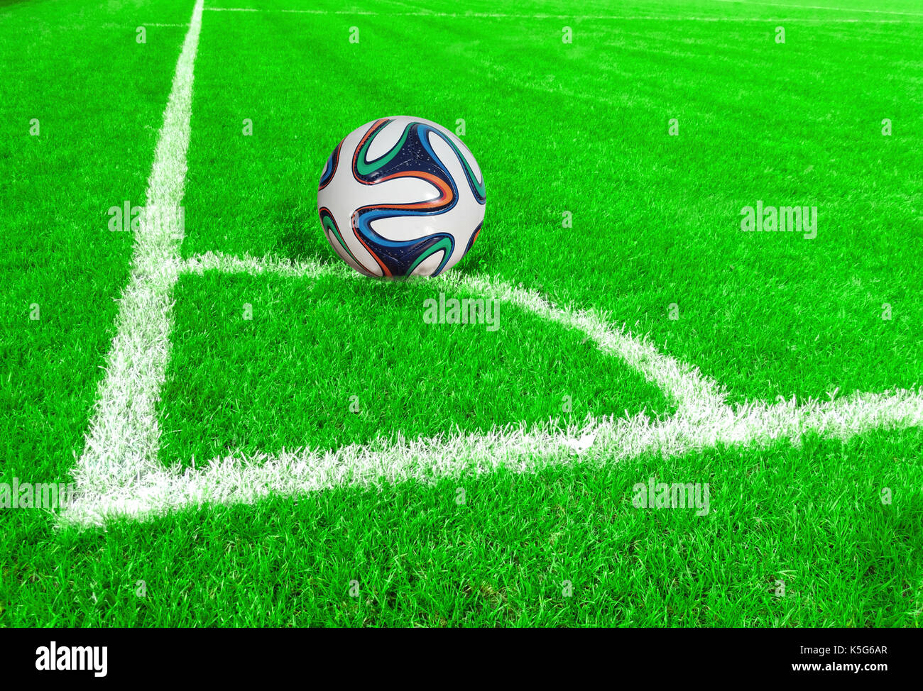 Saque de esquina fotografías e imágenes de alta resolución Alamy