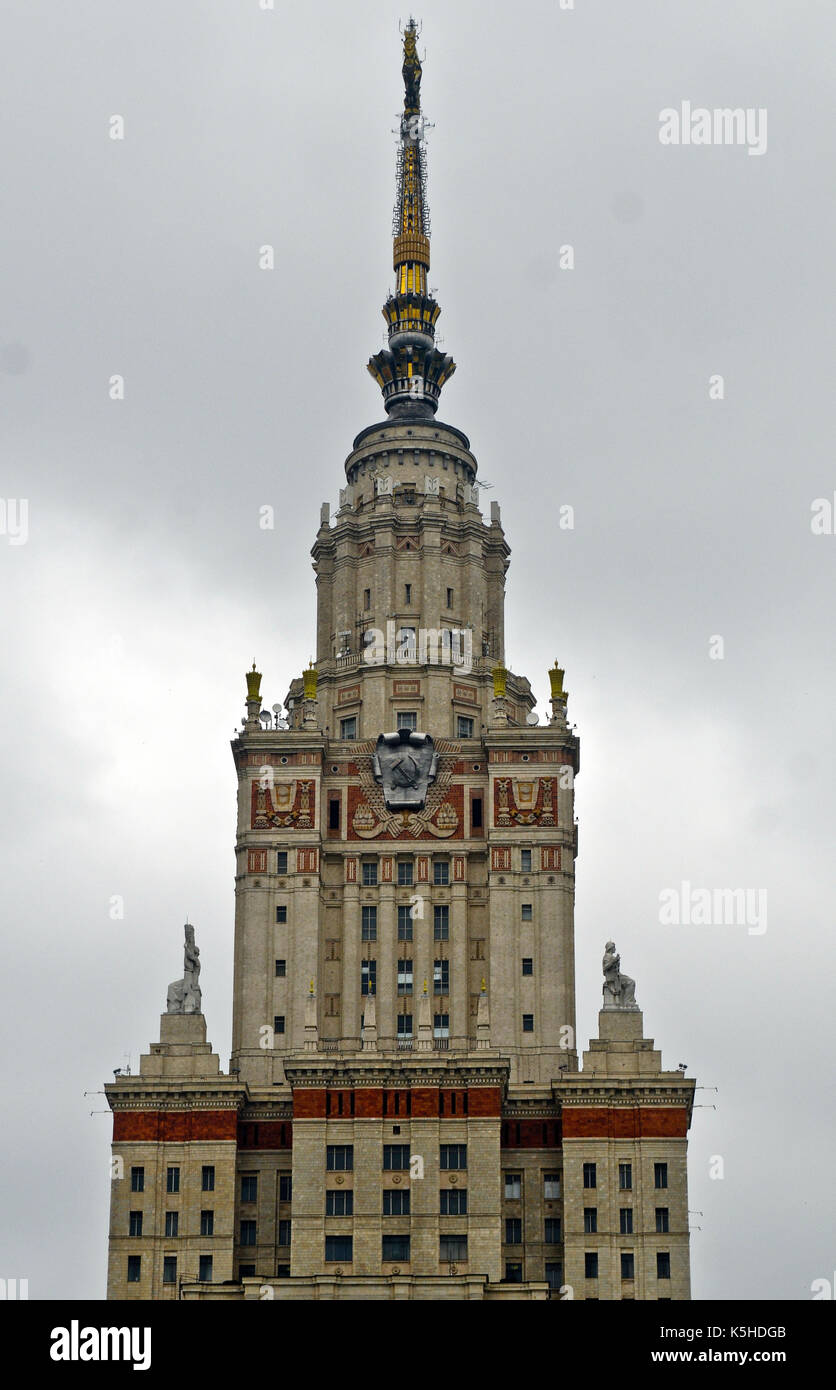 La Universidad Estatal Lomonosov de Moscú, Rusia Foto de stock