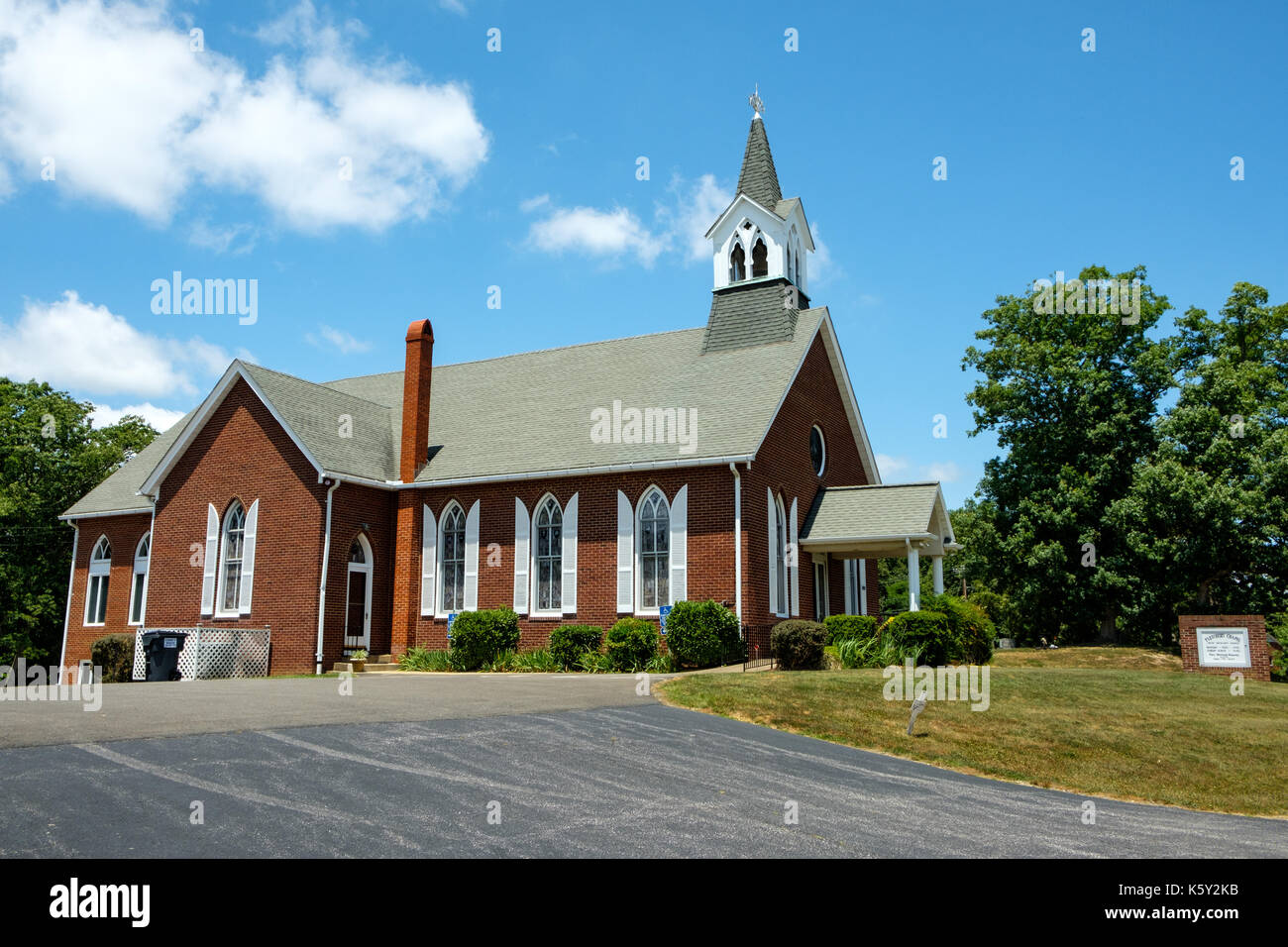 Fletcher de la capilla de la Iglesia Metodista Unida, 8330 Fletcher's