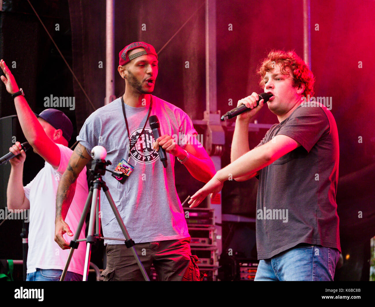 El Grupo de Rap "Tsychofix' actúa en el festival park Waltrop Foto de stock