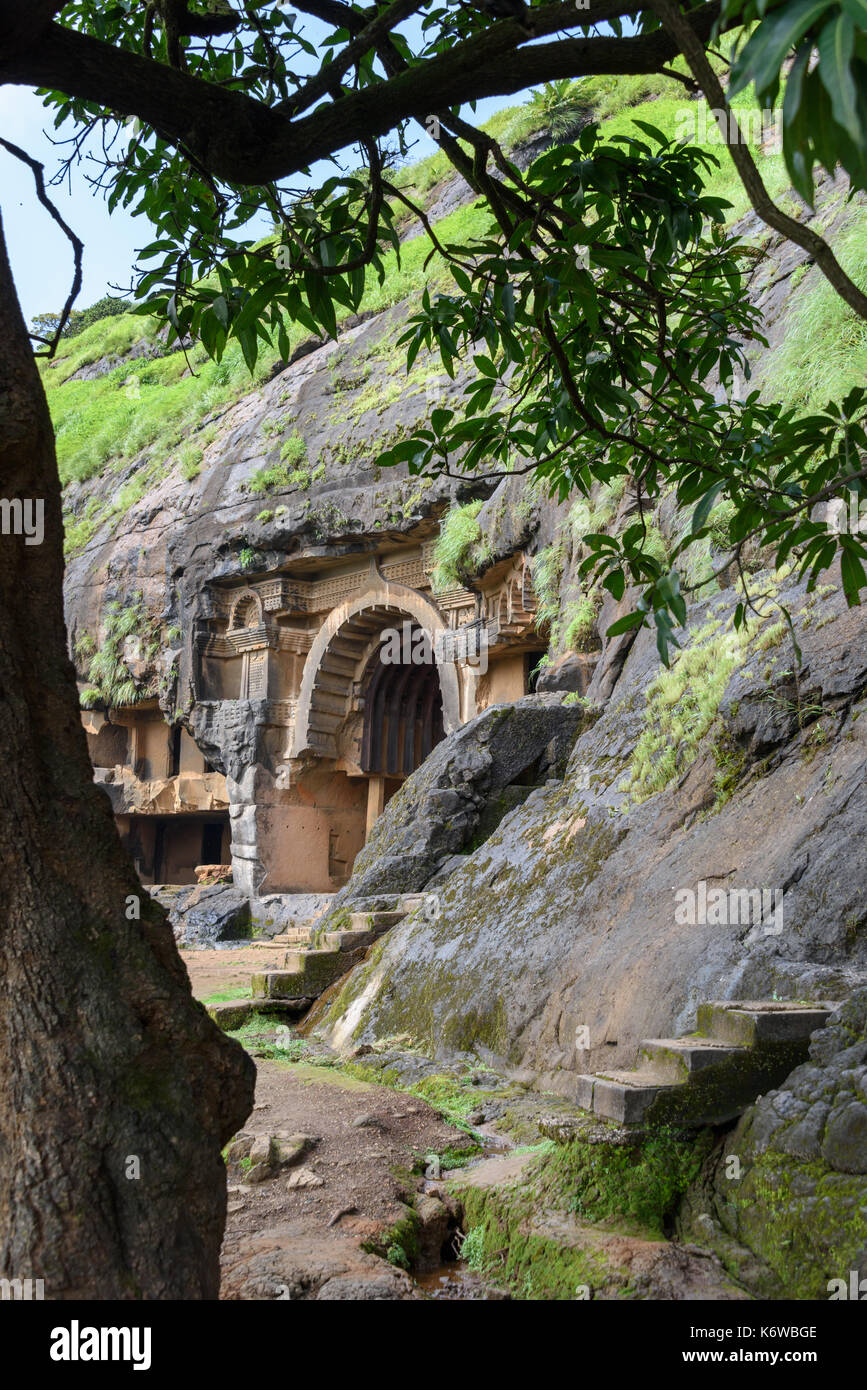 Las Cuevas de Bhaja Chaityagriha en XII, Maharashtra, India Foto de stock