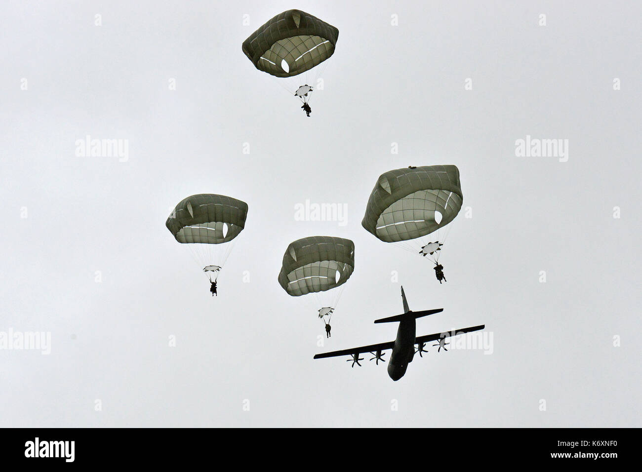Los paracaidistas del ejército de EE.UU. Foto de stock