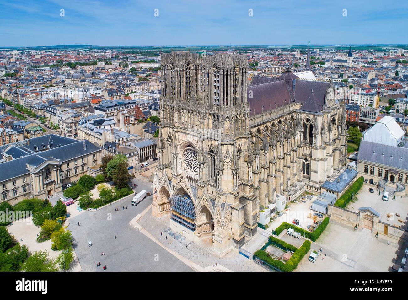 Francia, Marne, Reims, Notre Dame de catedral de Reims, catalogada como Patrimonio de la Humanidad por la UNESCO Foto de stock