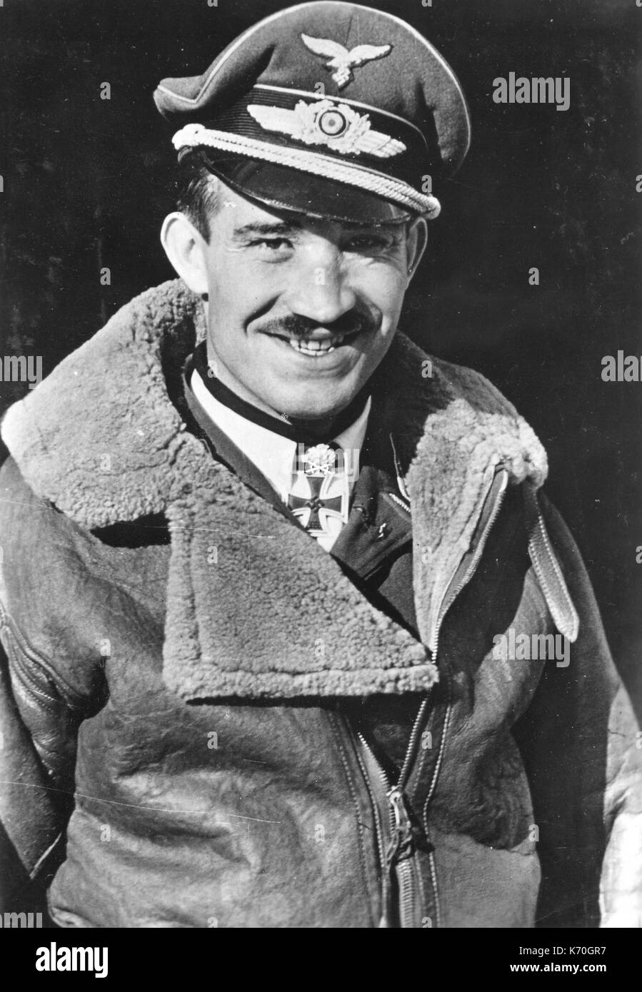 Adolf Galland (1912-1996) fue un General de la Luftwaffe alemana y Flying Ace en la Segunda Guerra Mundial. Foto de stock