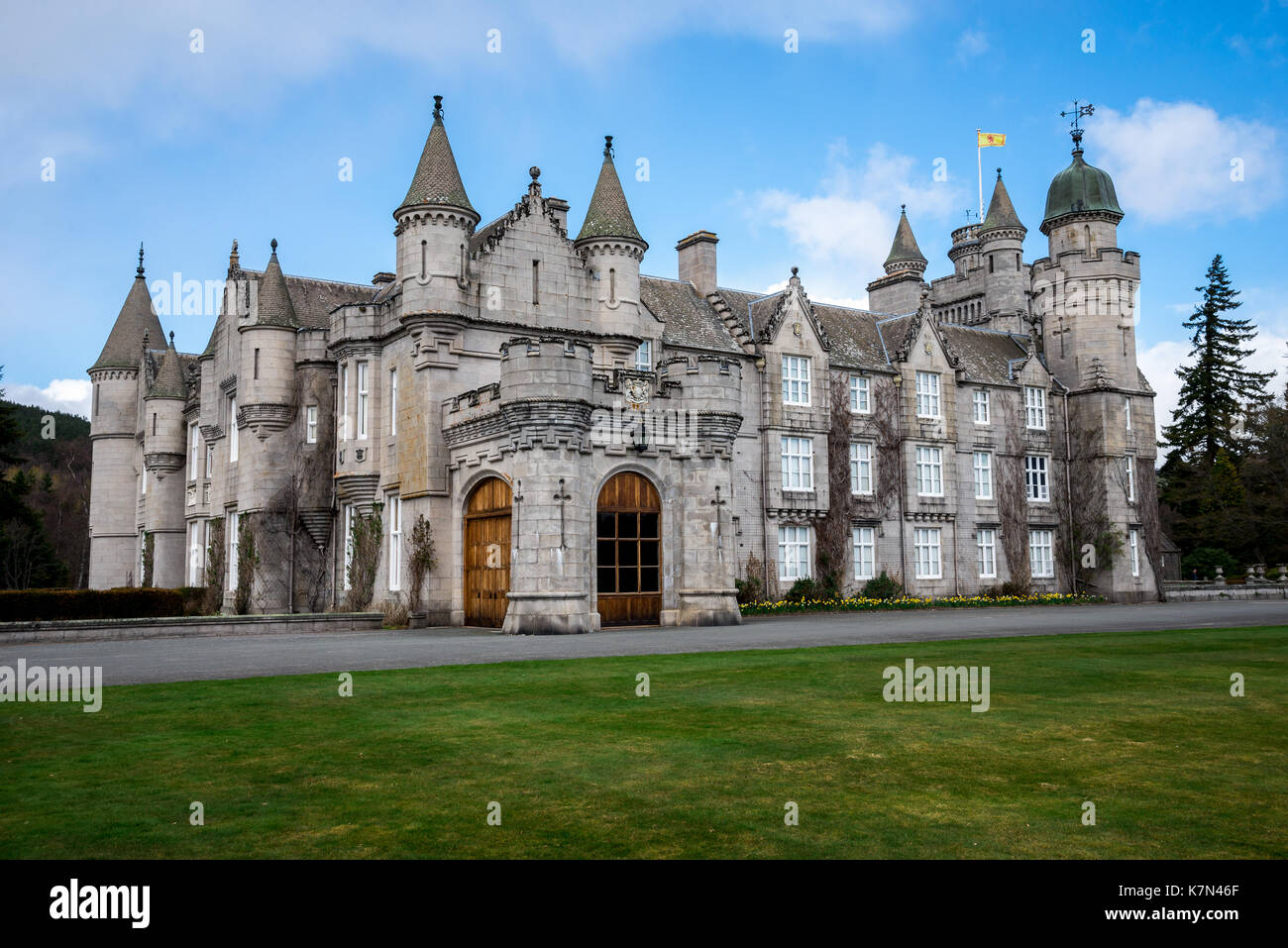 El castillo de Balmoral, residencia privada de la reina, Escocia Foto de stock