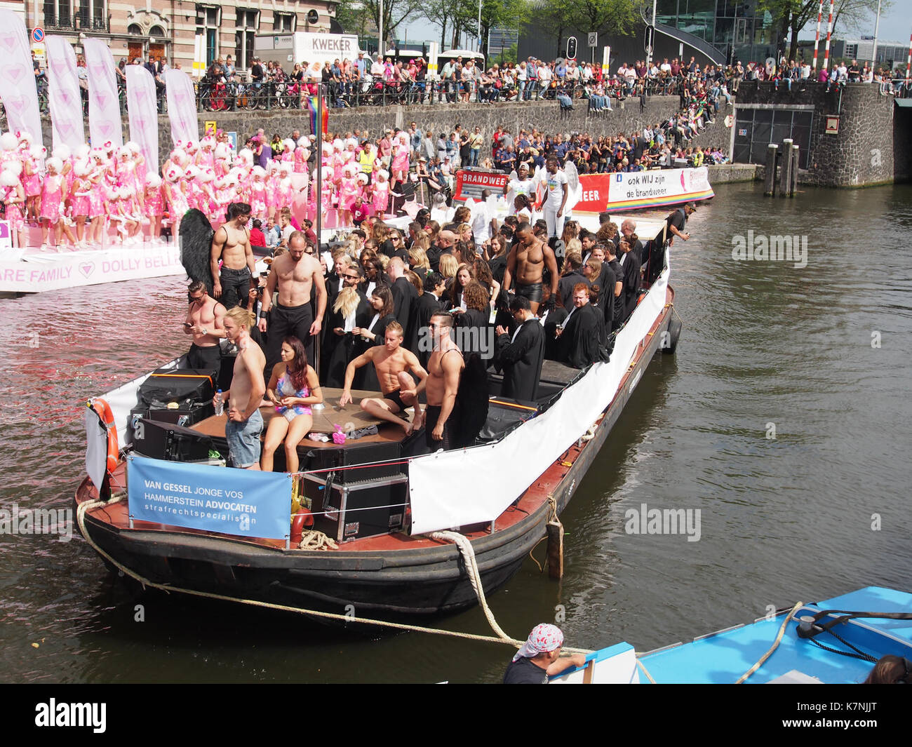 Barco advocaten boot, Canal Parade Amsterdam 2017 Foto 7 Foto de stock