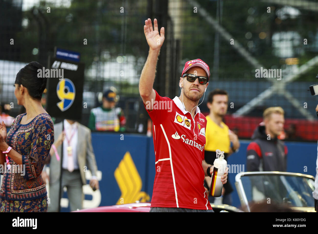 Singapur, Singapur. 17 de septiembre de 2017. Deportes de Motor: FIA Fórmula uno Campeonato Mundial 2017, Gran Premio de Singapur, # 5 Sebastian Vettel (GER, Scuderia Ferrari), | Verwendung weltweit crédito: dpa/Alamy Live News Foto de stock