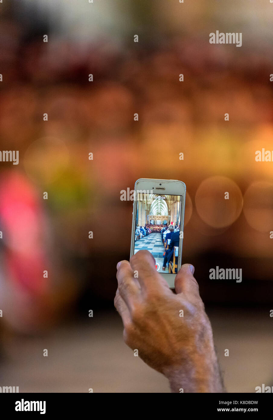 Teléfonos de segunda mano fotografías e imágenes de alta resolución - Alamy