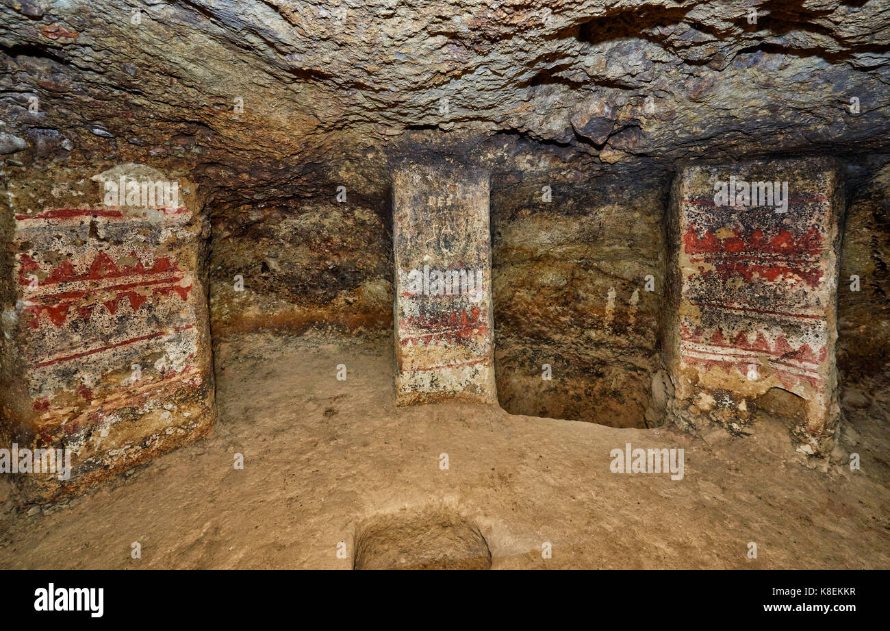 Hipogeo, tumbas de alto del duende que también contiene muchos hipogeos