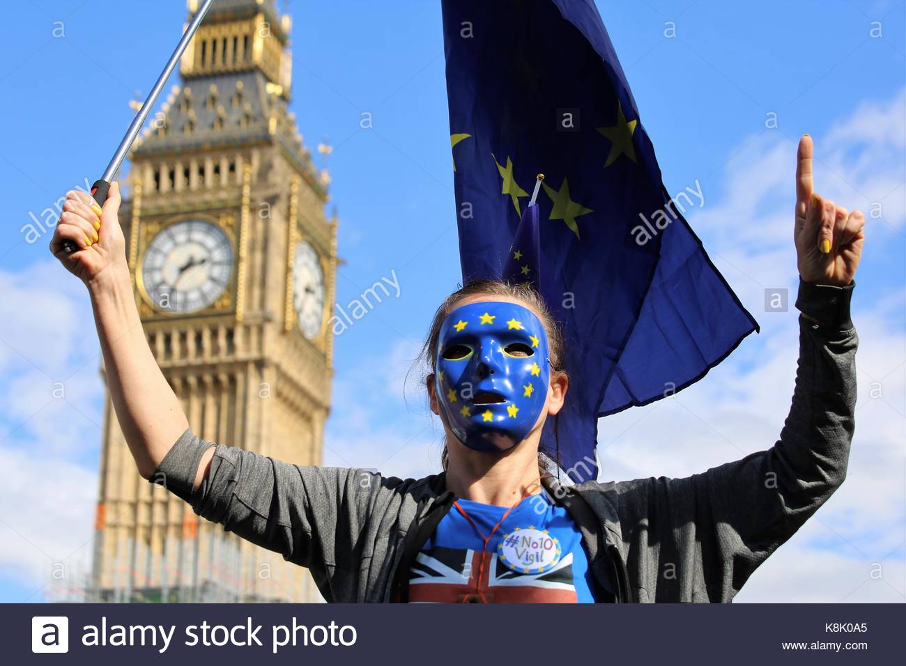 Un anti-protesta Brexit tiene lugar en Westminster como calado conversaciones entre la UE y el Reino Unido Foto de stock