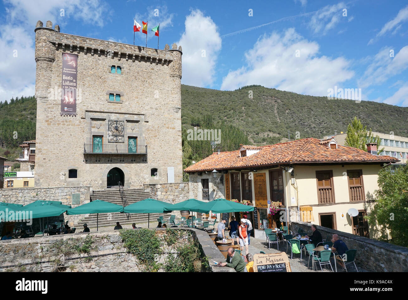 Potes.un municipio de la comunidad autónoma de Cantabria en España Foto de stock